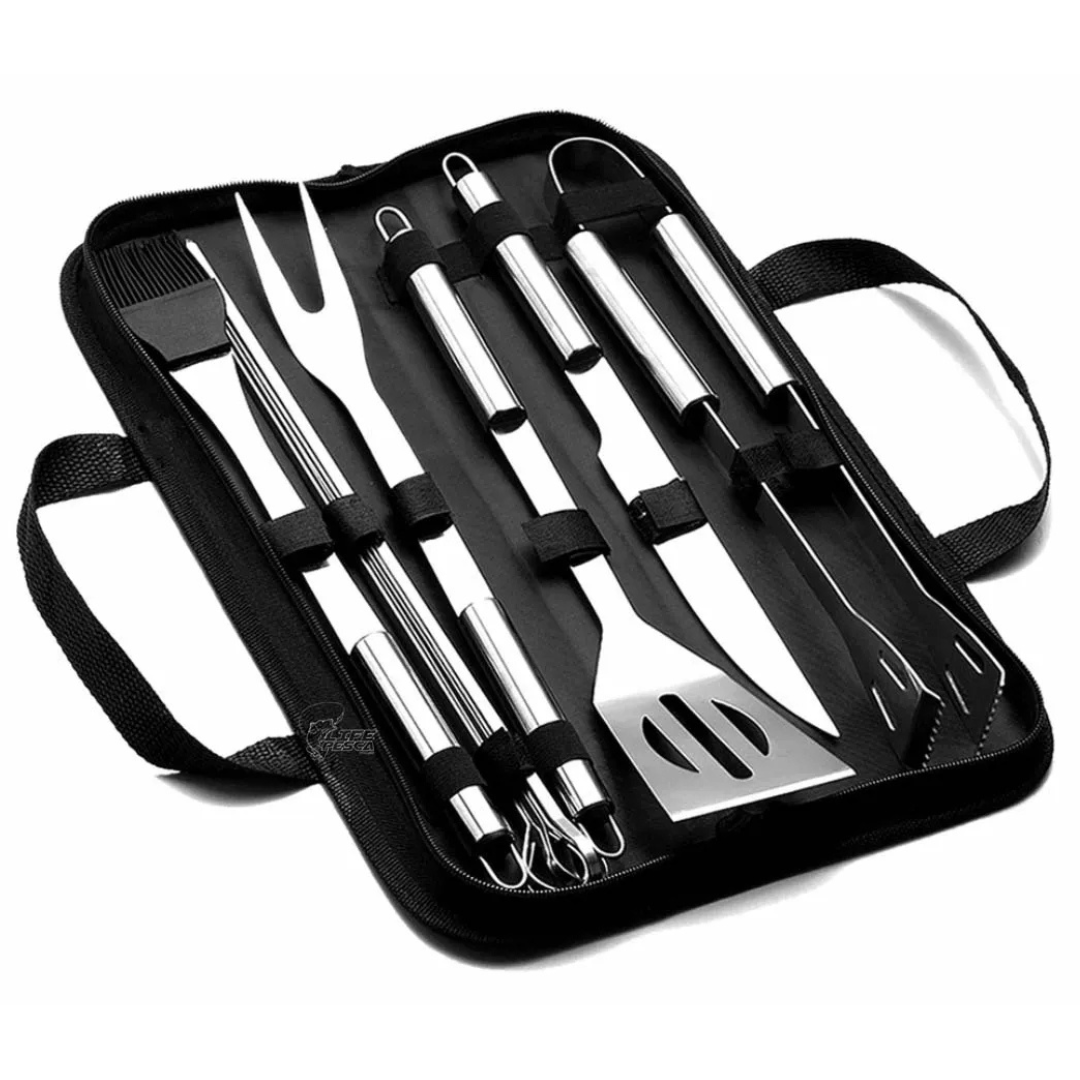 Kit churrasco em aço inox organizado dentro da bolsa preta com zíper